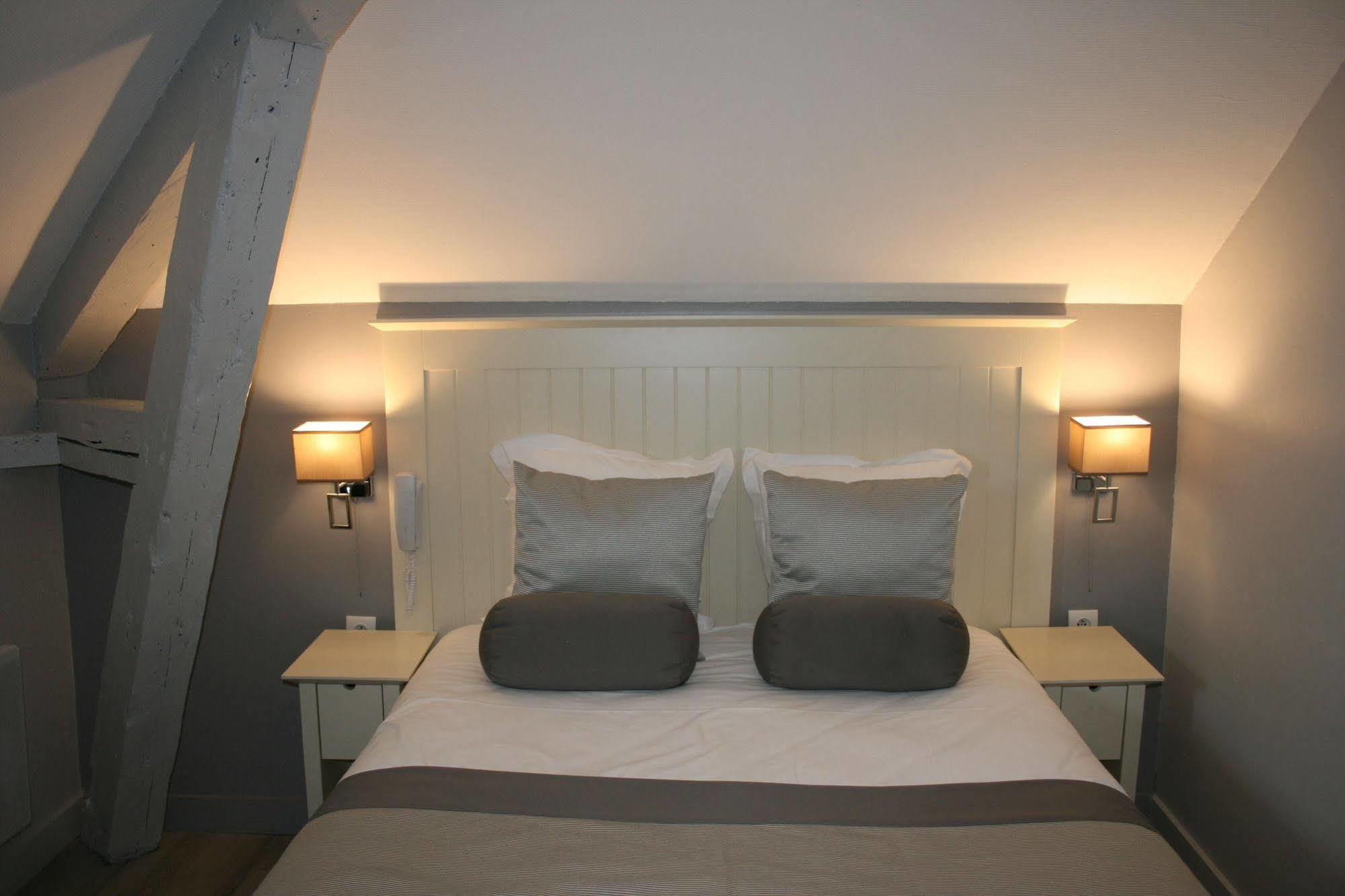 Les Embruns Otel Trouville-sur-Mer Dış mekan fotoğraf