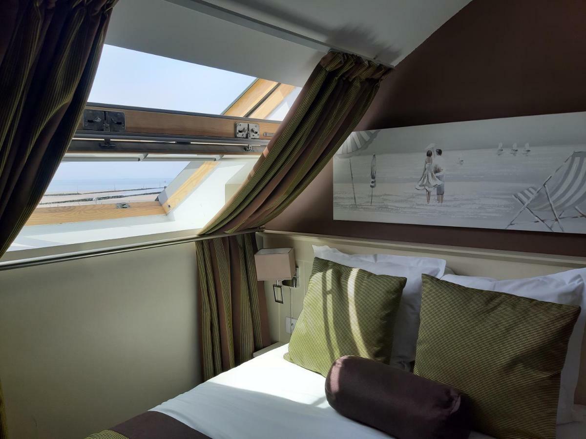 Les Embruns Otel Trouville-sur-Mer Dış mekan fotoğraf