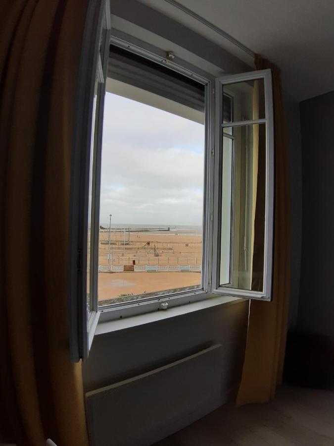 Les Embruns Otel Trouville-sur-Mer Dış mekan fotoğraf